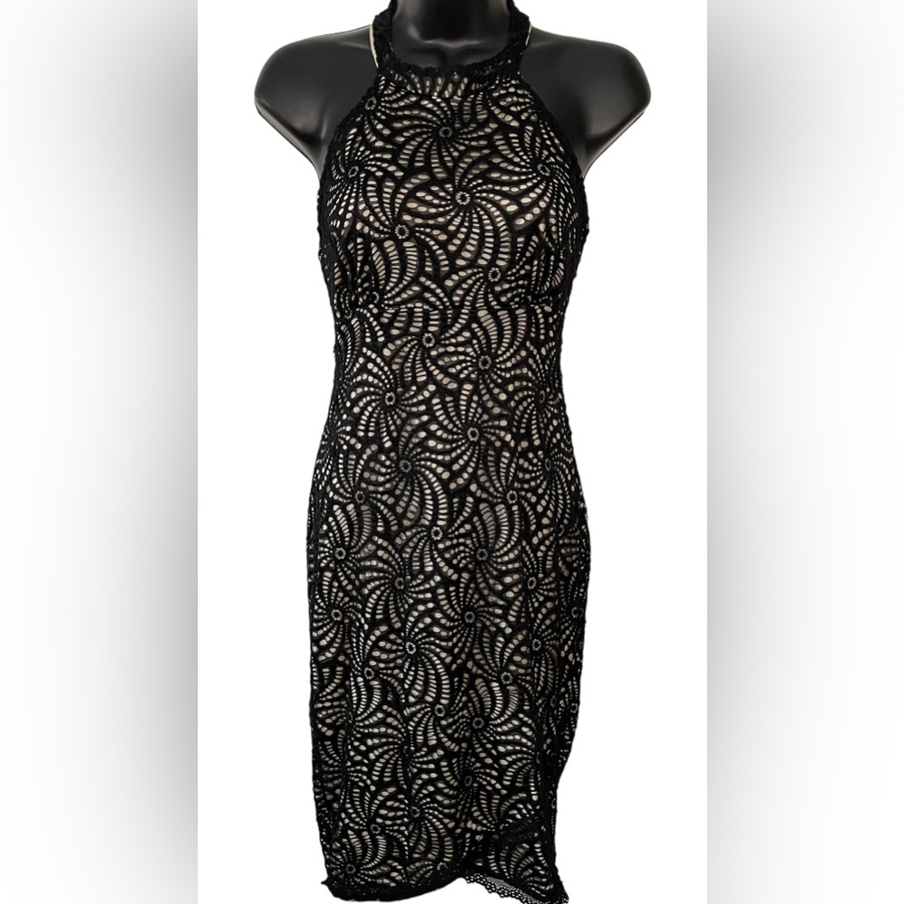 COPY - CHARLOTTE RUSSE lace halter dress